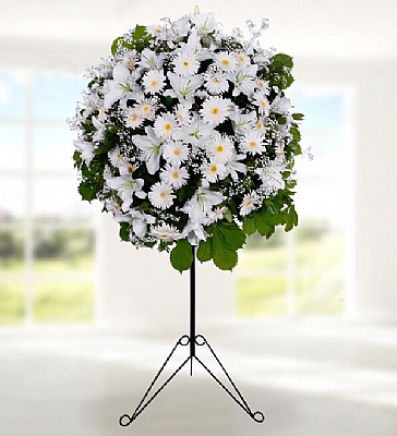  Beyaz Ferforje Aranjman Beyaz lilyum ve beyaz gerbera ile hazrlanm al, dn, nian ve nikah iei.Glba iek Siparii